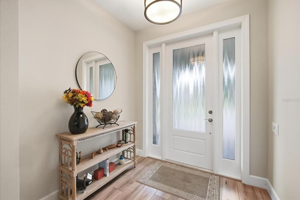 For Sale: $500,000 (3 beds, 2 baths, 2079 Square Feet)