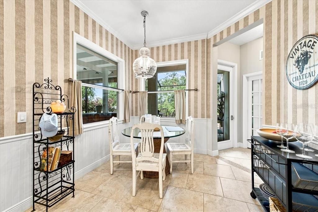 En Venta: $759,000 (3 camas, 3 baños, 2472 Pies cuadrados)