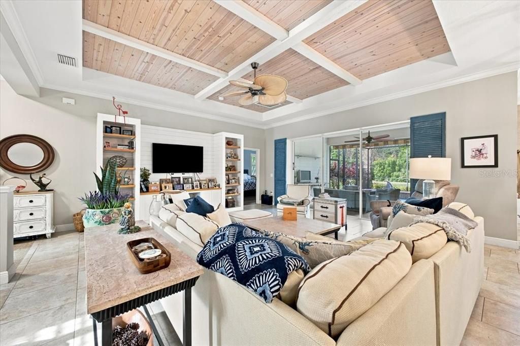 En Venta: $759,000 (3 camas, 3 baños, 2472 Pies cuadrados)