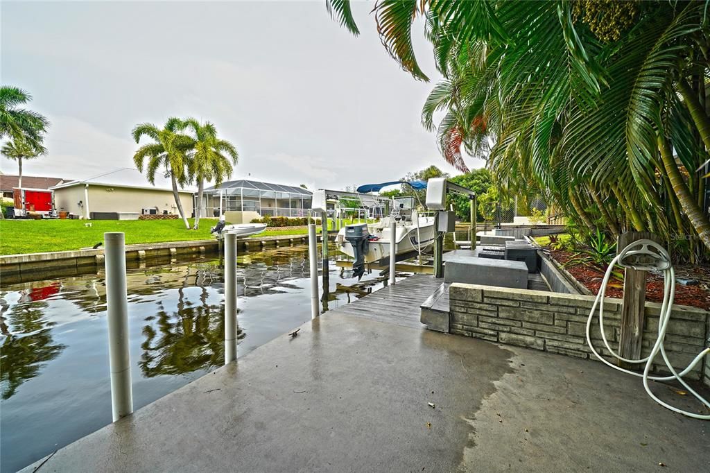 For Sale: $475,000 (3 beds, 2 baths, 2201 Square Feet)