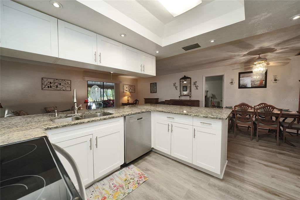 For Sale: $475,000 (3 beds, 2 baths, 2201 Square Feet)