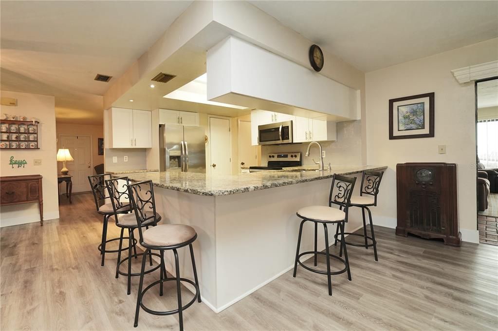 For Sale: $475,000 (3 beds, 2 baths, 2201 Square Feet)