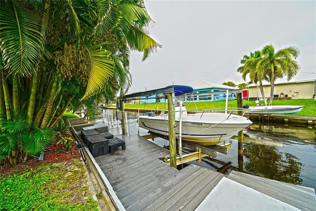 For Sale: $475,000 (3 beds, 2 baths, 2201 Square Feet)