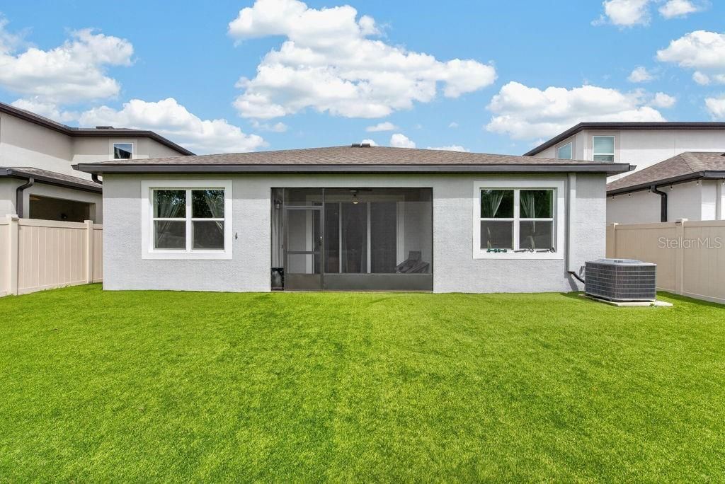 En Venta: $450,000 (4 camas, 3 baños, 2223 Pies cuadrados)