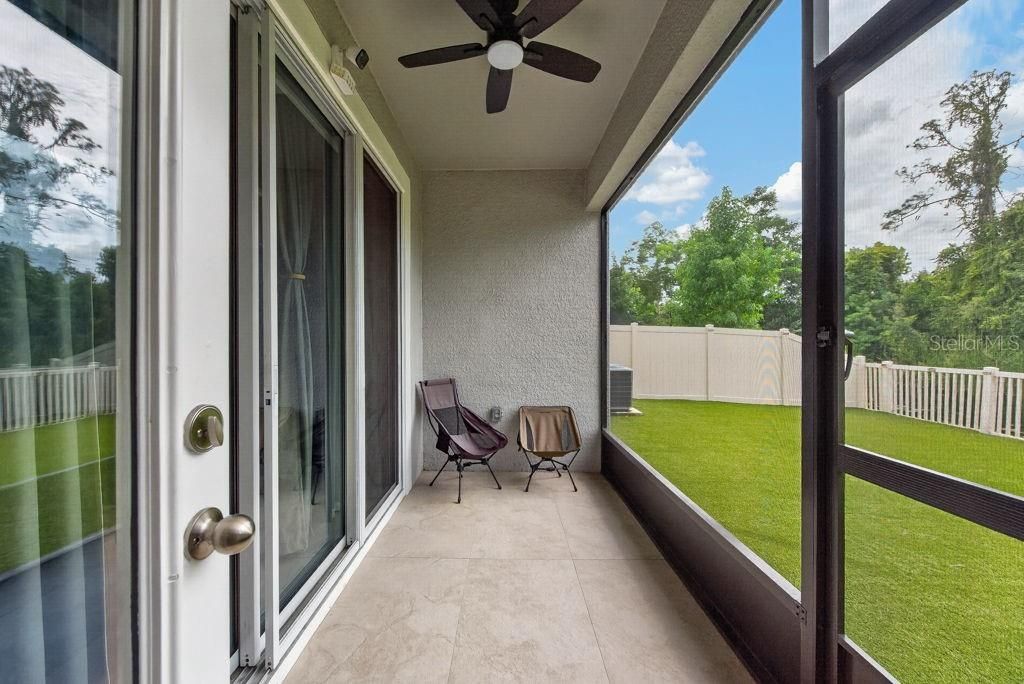 En Venta: $450,000 (4 camas, 3 baños, 2223 Pies cuadrados)