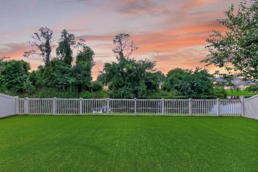 En Venta: $450,000 (4 camas, 3 baños, 2223 Pies cuadrados)