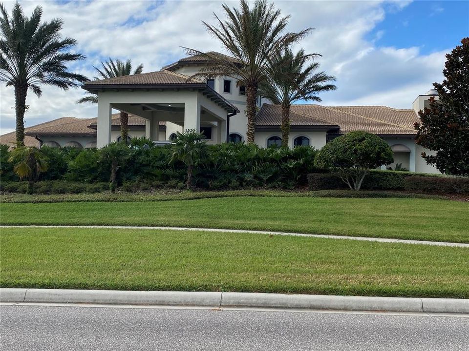 For Sale: $469,900 (4 beds, 2 baths, 2333 Square Feet)