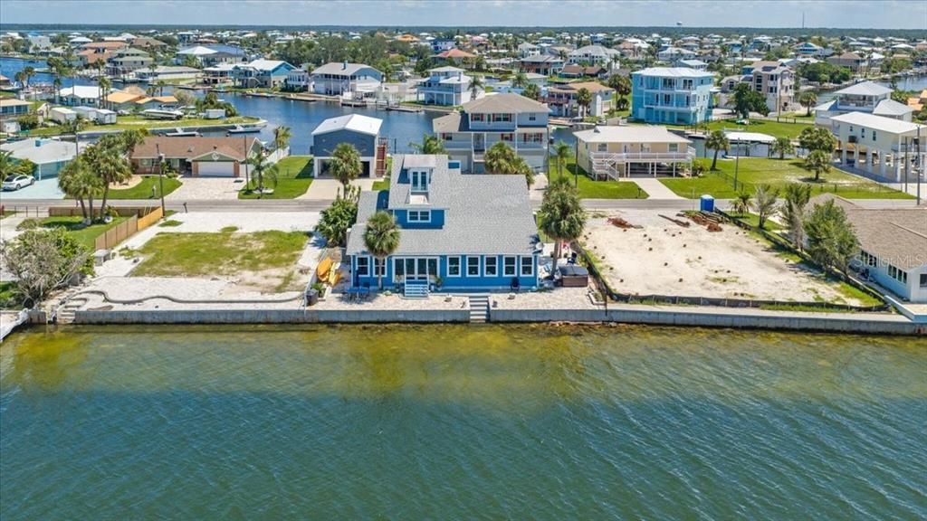 На продажу: $1,400,000 (3 спален, 2 ванн, 2708 Квадратных фут)