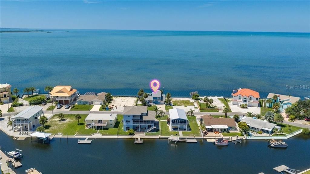 На продажу: $1,400,000 (3 спален, 2 ванн, 2708 Квадратных фут)