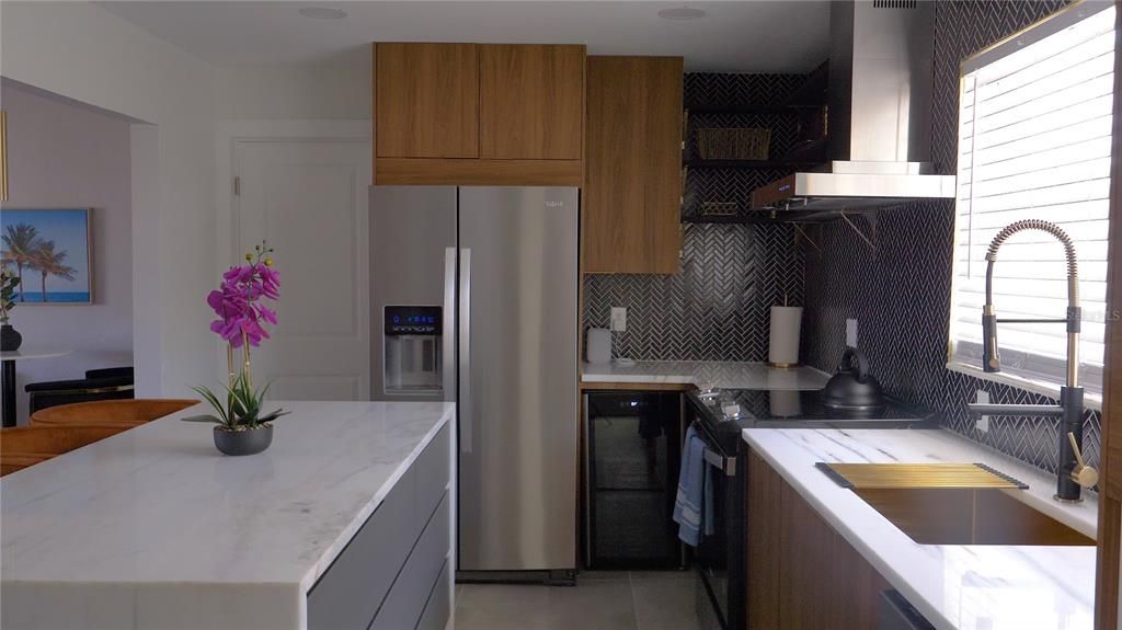For Sale: $589,900 (3 beds, 3 baths, 1830 Square Feet)