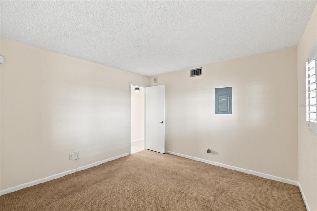 For Rent: $3,000 (2 beds, 2 baths, 1111 Square Feet)