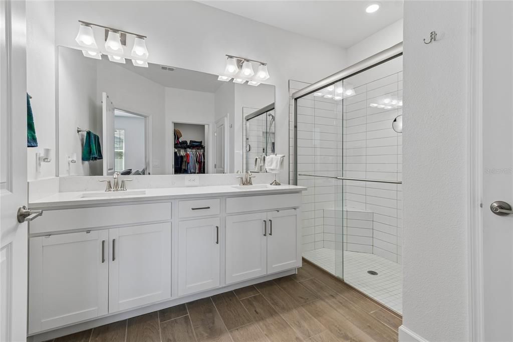 For Rent: $2,399 (2 beds, 2 baths, 1783 Square Feet)