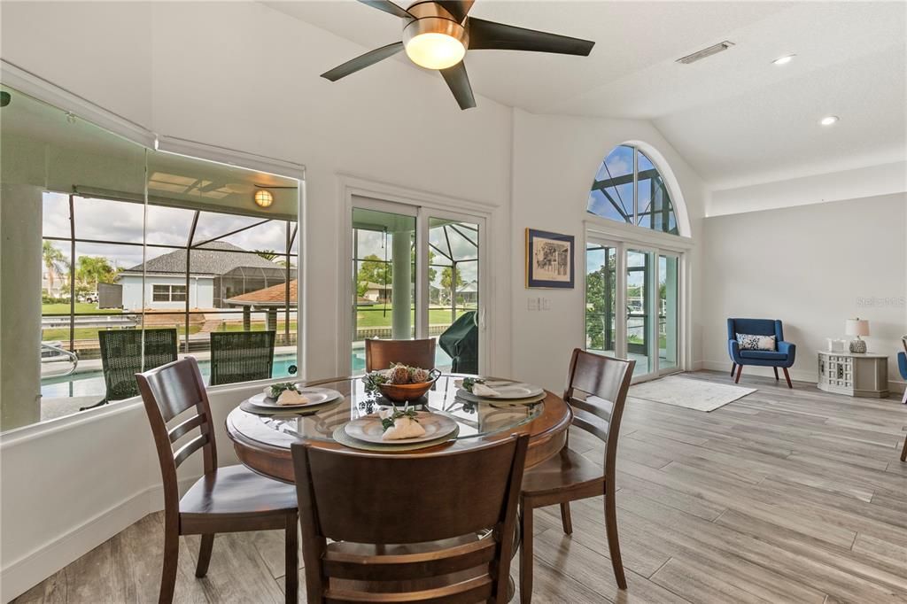 For Sale: $859,900 (3 beds, 3 baths, 2137 Square Feet)