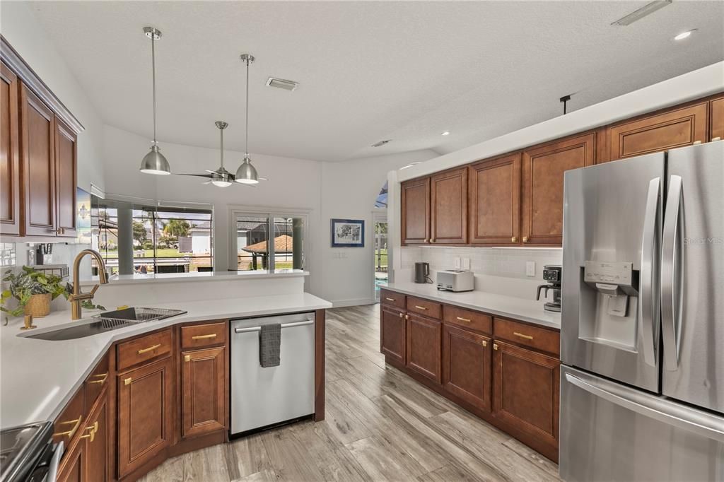 For Sale: $859,900 (3 beds, 3 baths, 2137 Square Feet)
