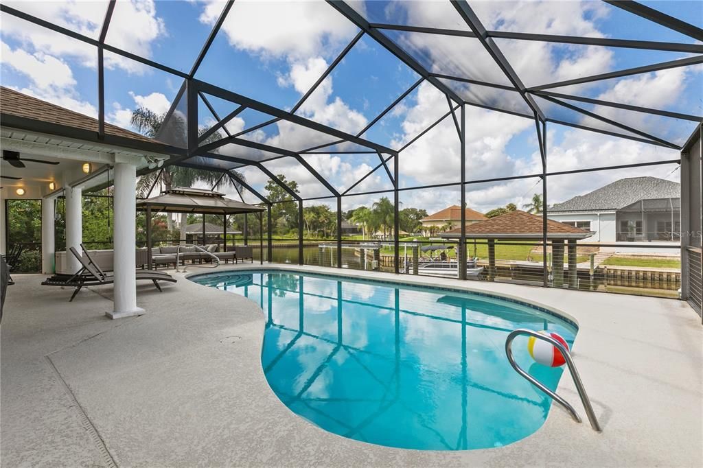 For Sale: $859,900 (3 beds, 3 baths, 2137 Square Feet)