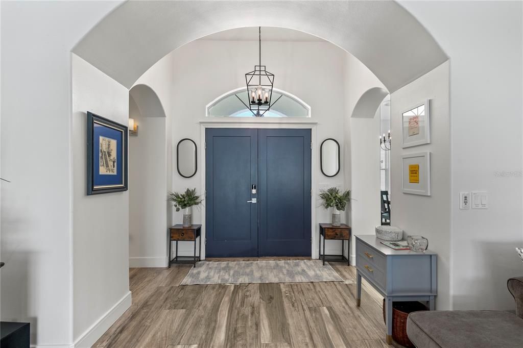 For Sale: $859,900 (3 beds, 3 baths, 2137 Square Feet)