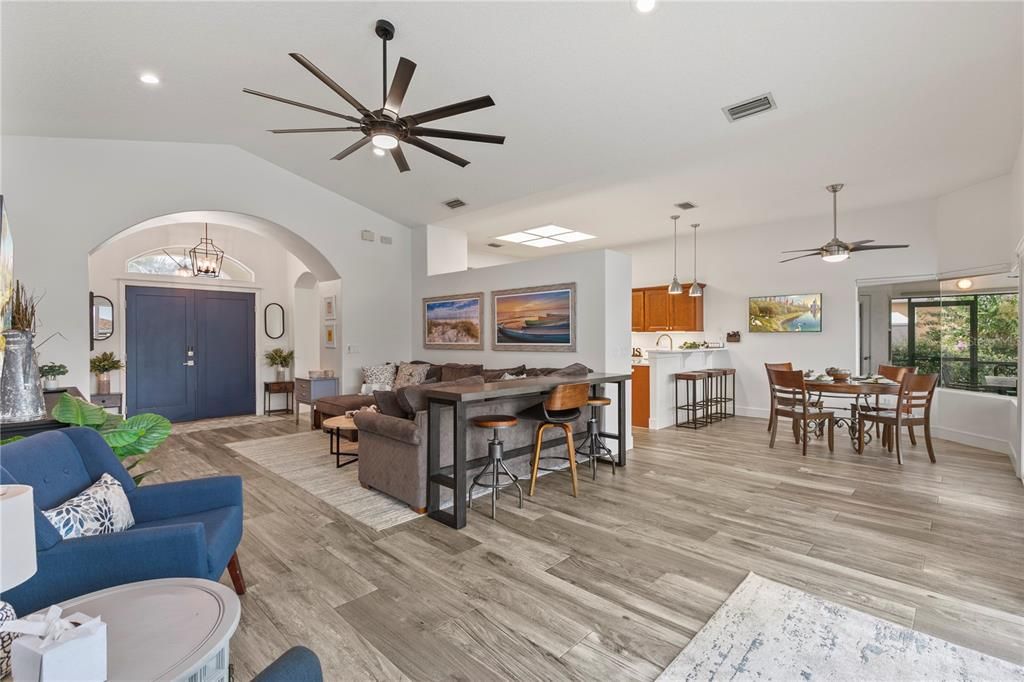 For Sale: $859,900 (3 beds, 3 baths, 2137 Square Feet)