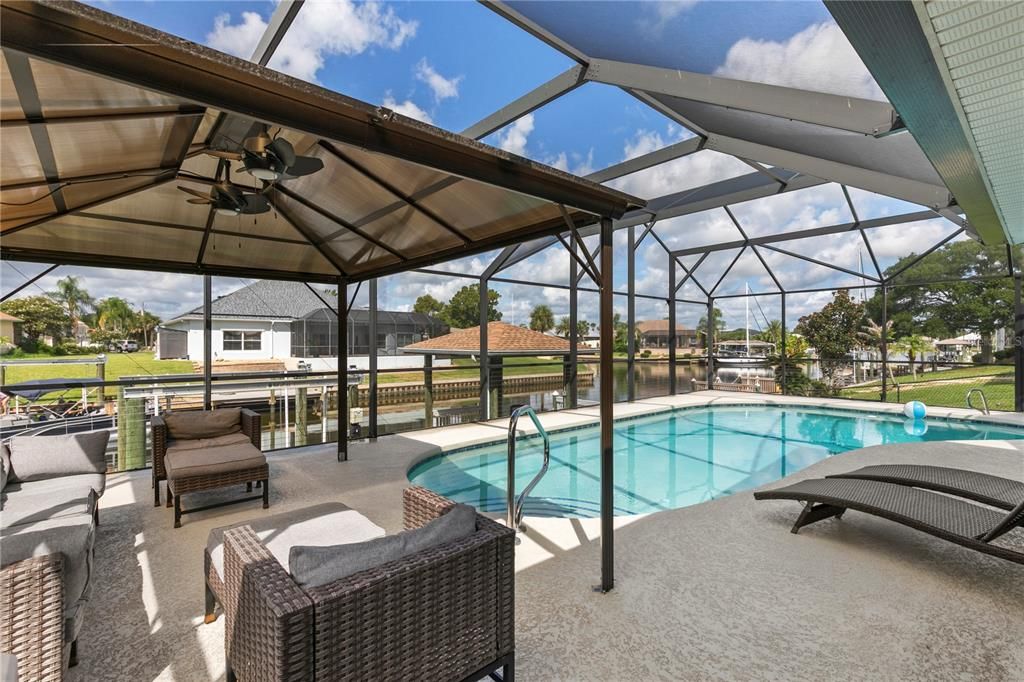 For Sale: $859,900 (3 beds, 3 baths, 2137 Square Feet)