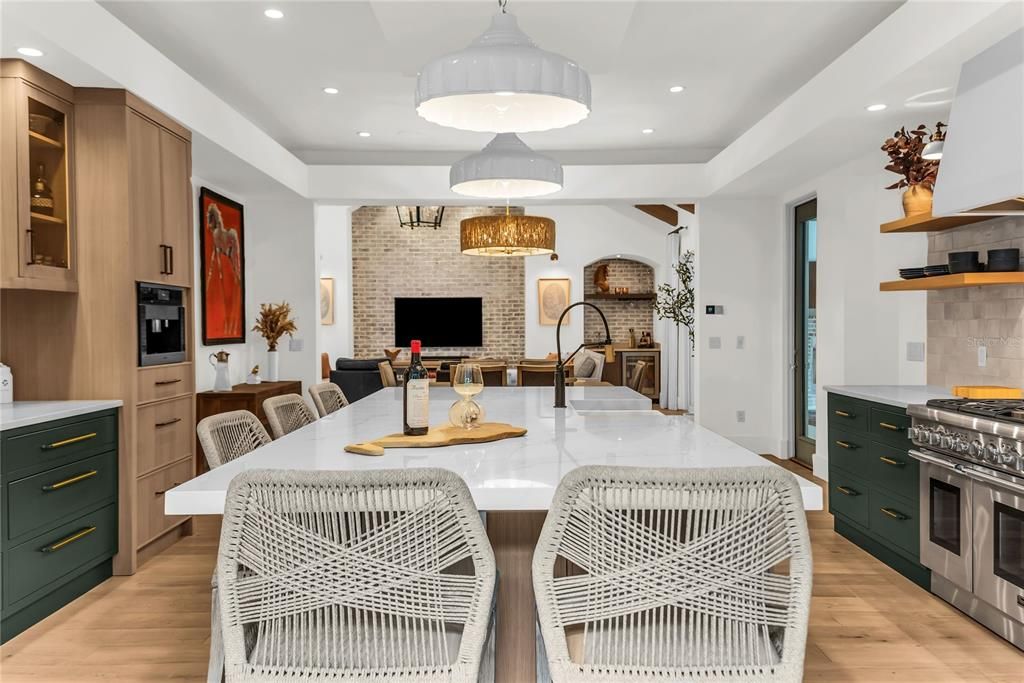 For Sale: $2,699,000 (5 beds, 4 baths, 4410 Square Feet)