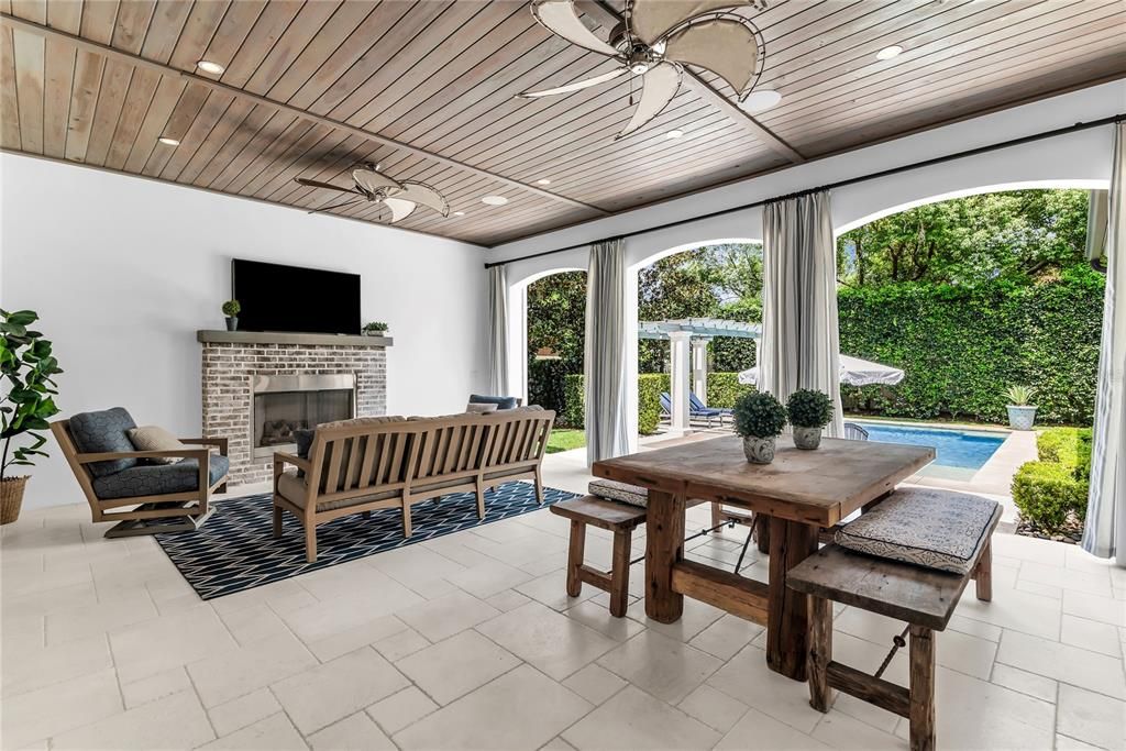 For Sale: $2,699,000 (5 beds, 4 baths, 4410 Square Feet)