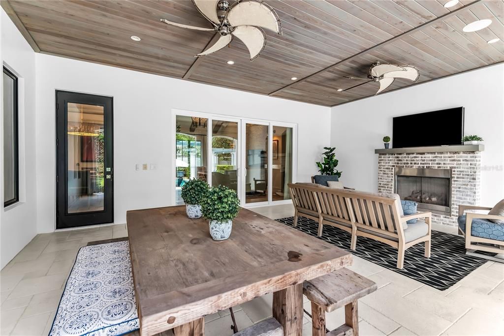 For Sale: $2,699,000 (5 beds, 4 baths, 4410 Square Feet)