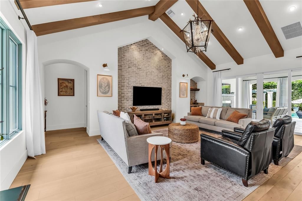 For Sale: $2,699,000 (5 beds, 4 baths, 4410 Square Feet)