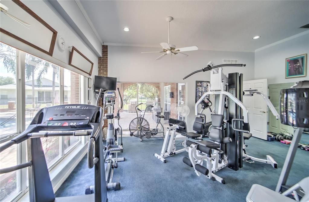 Activo con contrato: $309,900 (2 camas, 2 baños, 1775 Pies cuadrados)