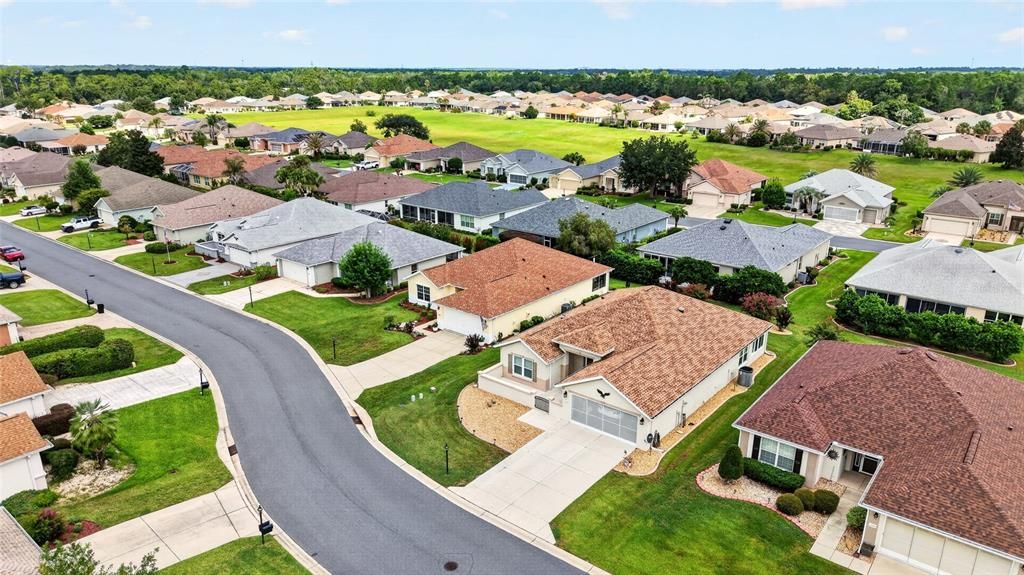 待售: $339,900 (2 贝兹, 2 浴室, 1591 平方英尺)