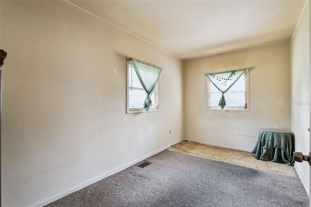 En Venta: $190,000 (2 camas, 1 baños, 912 Pies cuadrados)