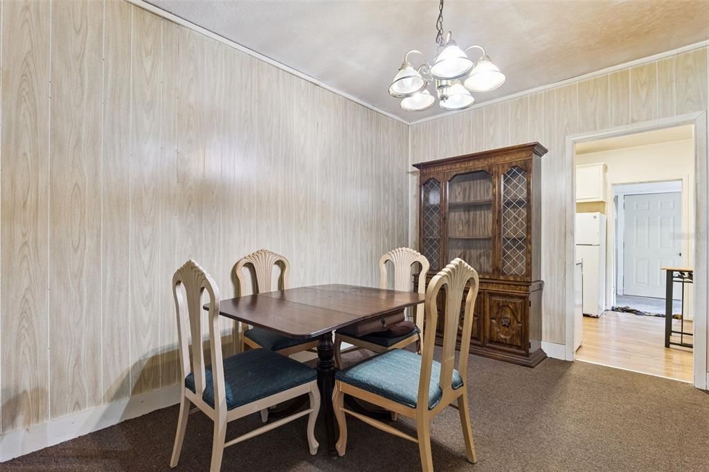 En Venta: $190,000 (2 camas, 1 baños, 912 Pies cuadrados)
