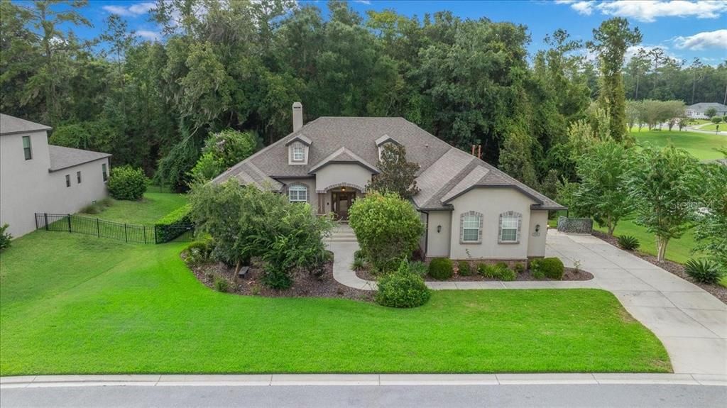 En Venta: $679,900 (4 camas, 3 baños, 2726 Pies cuadrados)