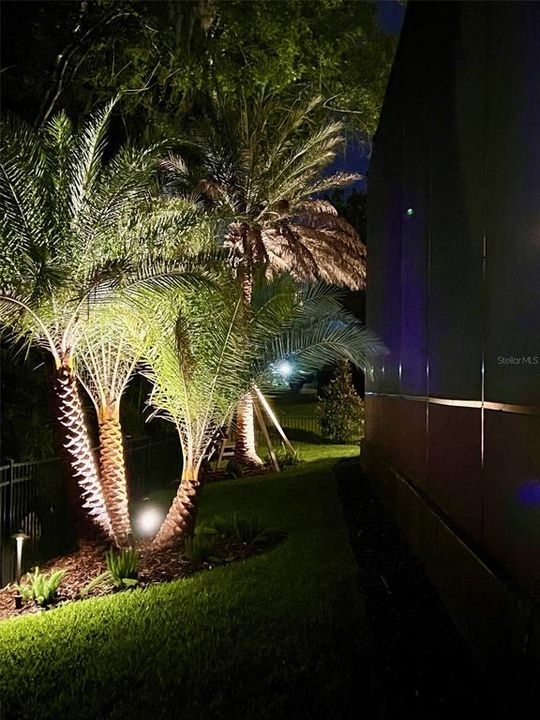 En Venta: $679,900 (4 camas, 3 baños, 2726 Pies cuadrados)