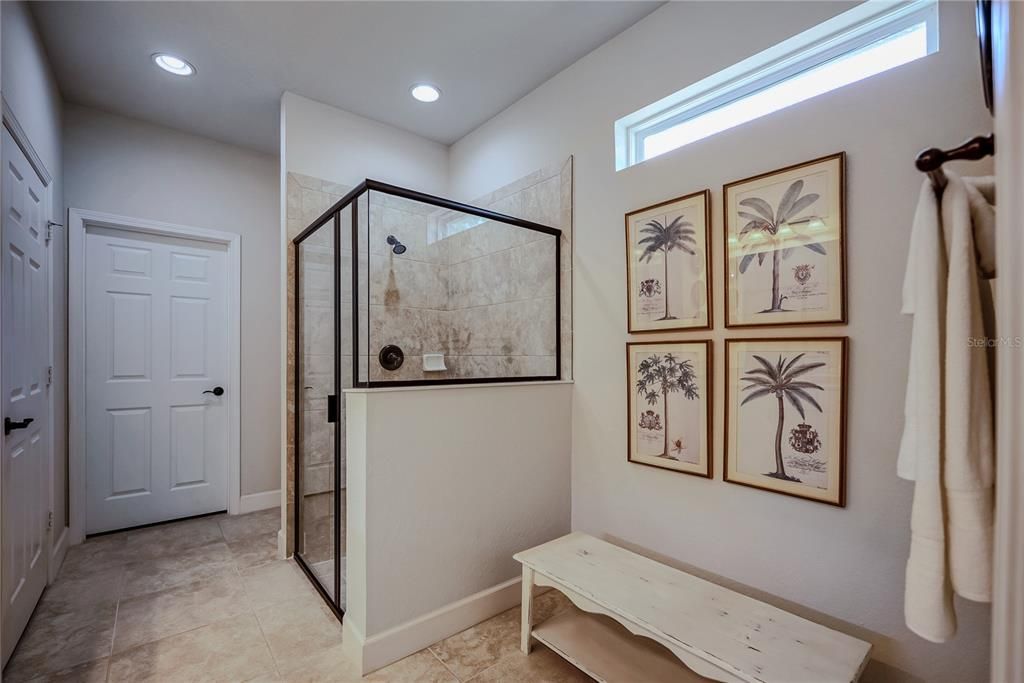 En Venta: $428,824 (2 camas, 2 baños, 2028 Pies cuadrados)