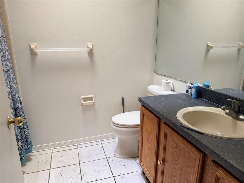 For Sale: $315,000 (3 beds, 2 baths, 1226 Square Feet)