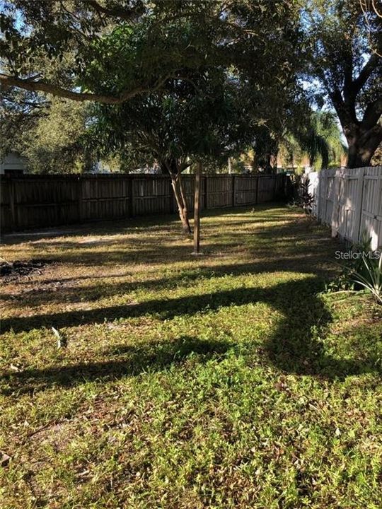 For Rent: $2,150 (3 beds, 2 baths, 1367 Square Feet)
