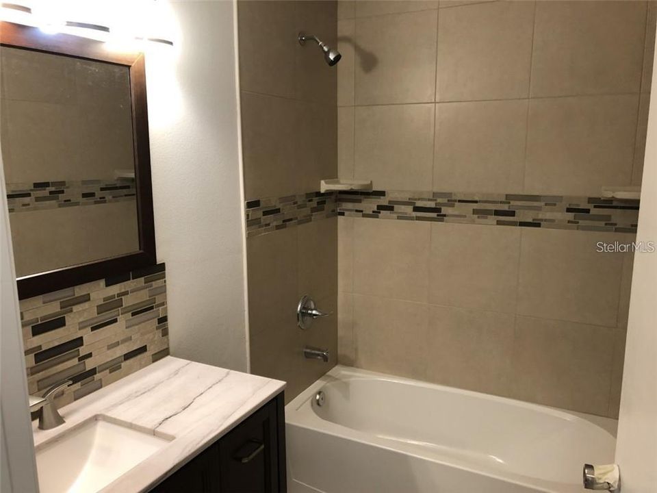 For Rent: $2,150 (3 beds, 2 baths, 1367 Square Feet)