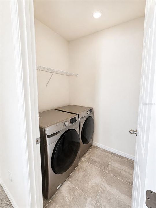 For Rent: $3,000 (3 beds, 2 baths, 1860 Square Feet)