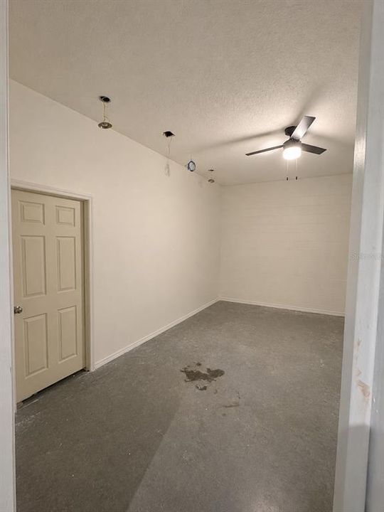 For Rent: $3,000 (3 beds, 2 baths, 1860 Square Feet)