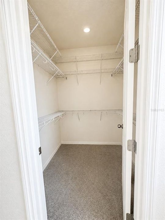 For Rent: $3,000 (3 beds, 2 baths, 1860 Square Feet)