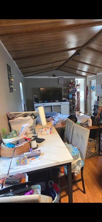 En Venta: $198,000 (3 camas, 1 baños, 684 Pies cuadrados)