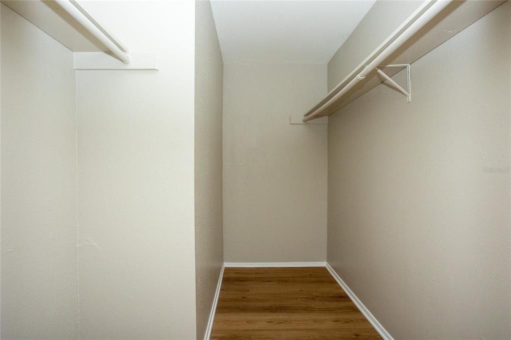 For Rent: $2,000 (2 beds, 2 baths, 940 Square Feet)