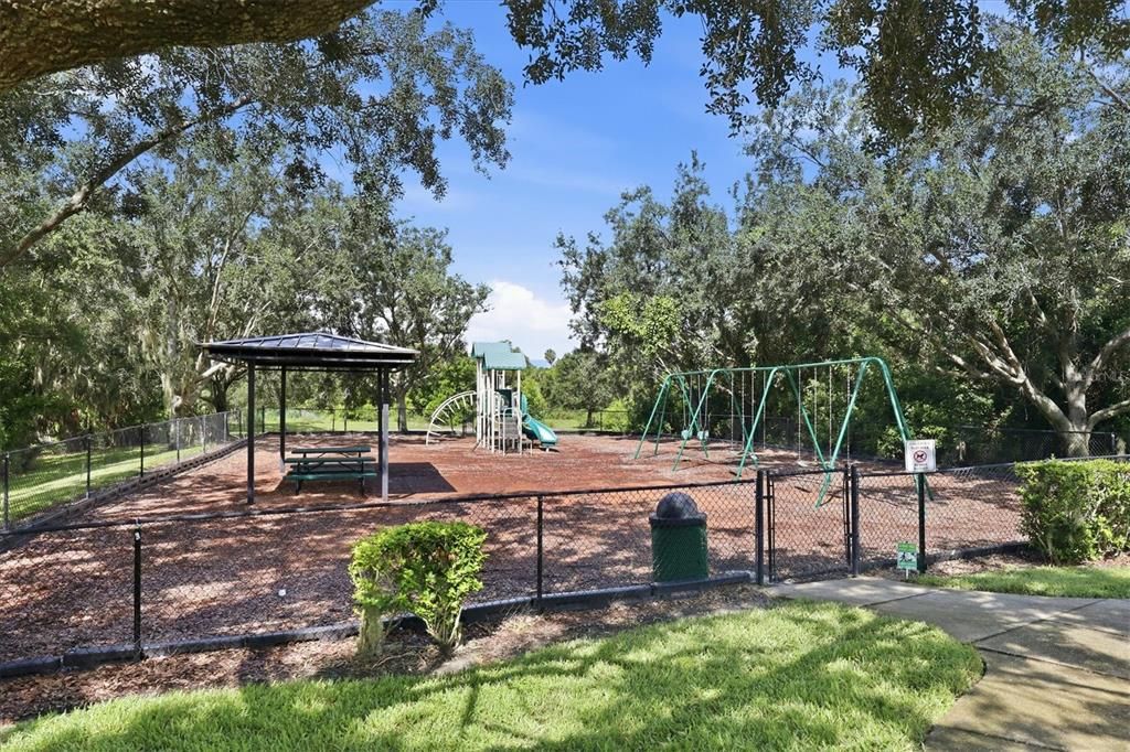 For Sale: $449,000 (3 beds, 2 baths, 1901 Square Feet)