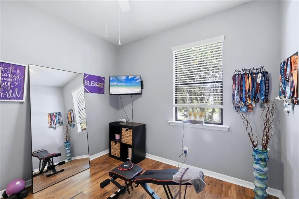 For Sale: $449,000 (3 beds, 2 baths, 1901 Square Feet)