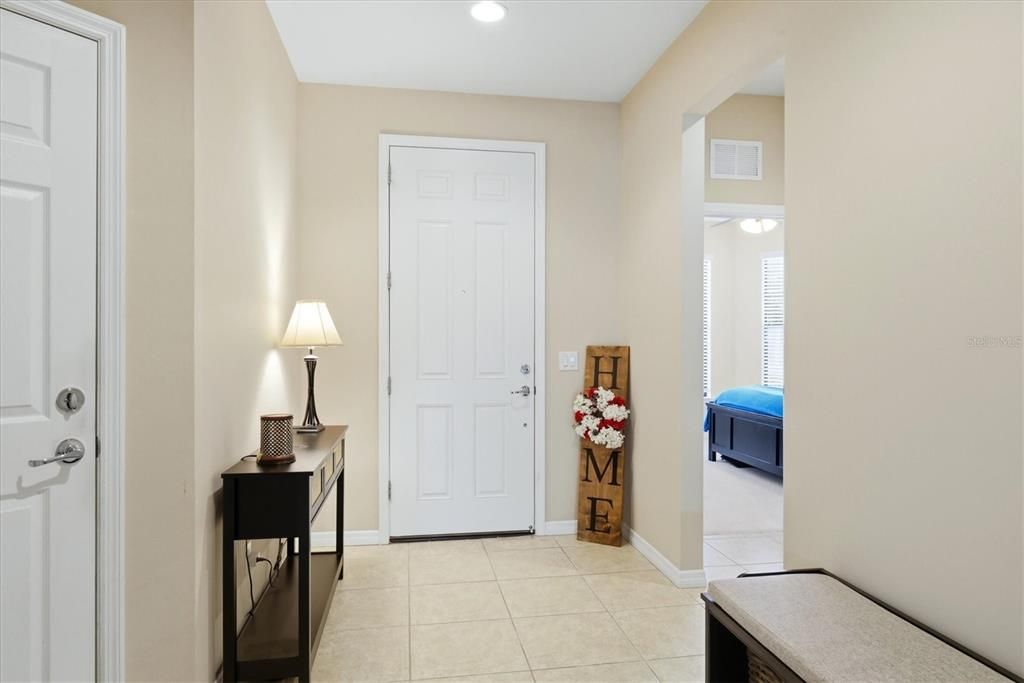 For Sale: $449,000 (3 beds, 2 baths, 1901 Square Feet)
