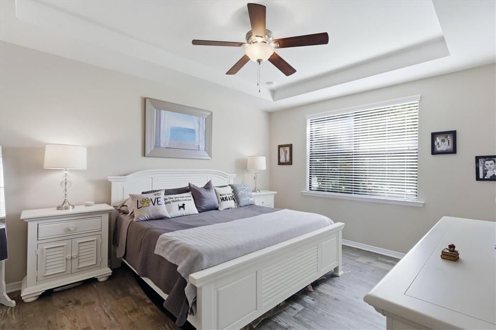 For Sale: $449,000 (3 beds, 2 baths, 1901 Square Feet)