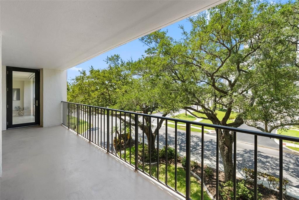 En Venta: $369,900 (2 camas, 2 baños, 1385 Pies cuadrados)