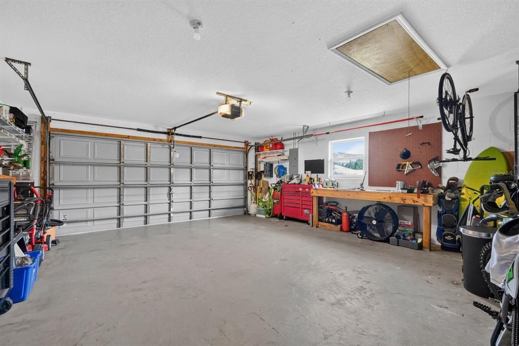 На продажу: $349,900 (3 спален, 2 ванн, 1957 Квадратных фут)