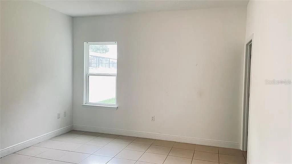 В аренду: $2,400 (3 спален, 2 ванн, 1451 Квадратных фут)