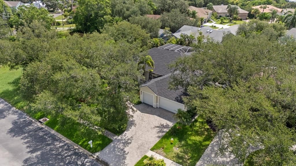 En Venta: $1,250,000 (4 camas, 3 baños, 2674 Pies cuadrados)