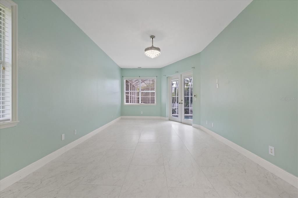 En Venta: $1,250,000 (4 camas, 3 baños, 2674 Pies cuadrados)